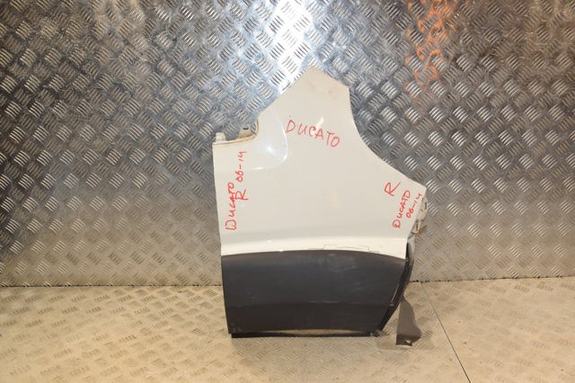 Переднє праве крило 1342571080 FIAT