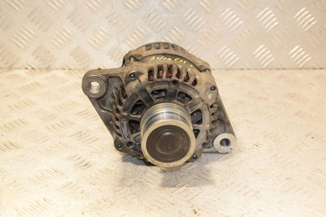 Генератор автомобільний 13579668 OPEL