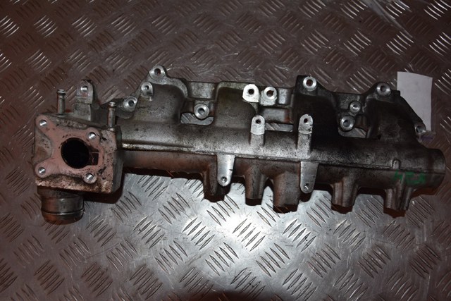 Колектор впускний 14001VK500 NISSAN