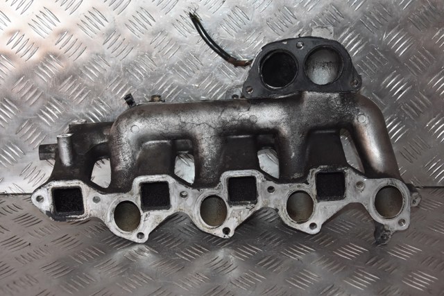 Колектор впускний 14003VC300 NISSAN