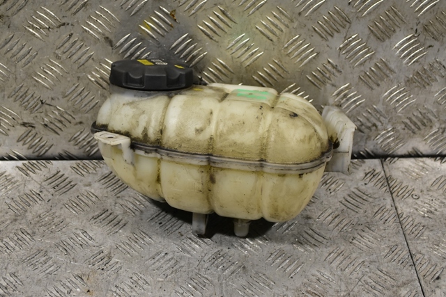 Бачок для води 17137642160 BMW