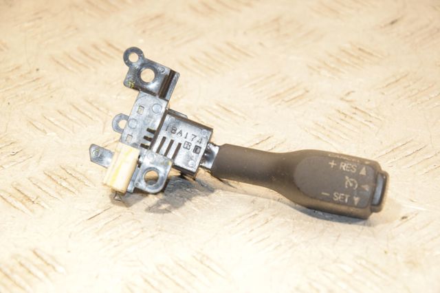 Перемикач круїз контролю 18A174 TOYOTA