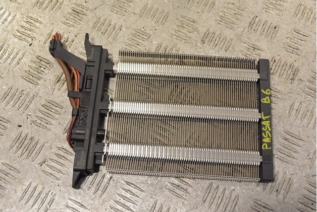 Радіатор примусового підігріву пічки 1K0963235F
