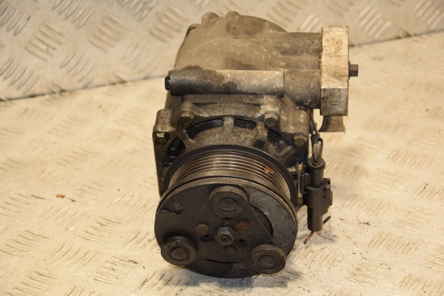 Привід компресора системи опалення 1S5H19D629AA FORD