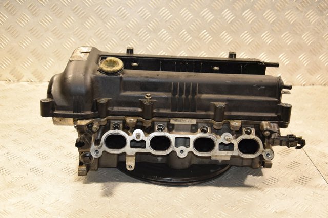 Головка блока циліндрів (ГБЦ) 221002B101 HYUNDAI