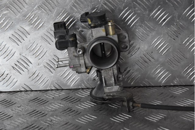 Заслінка повітряна 222100J010 TOYOTA