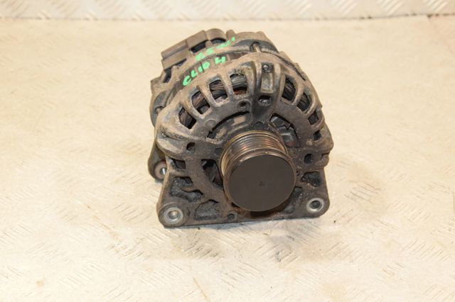 Авто генератор 231005933R RENAULT