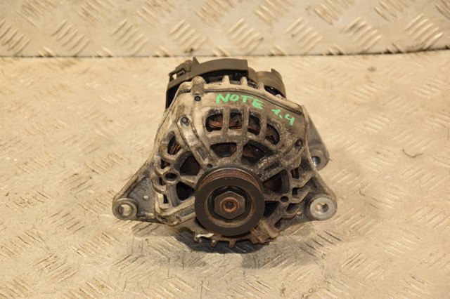 Авто генератор 23100AX62B NISSAN
