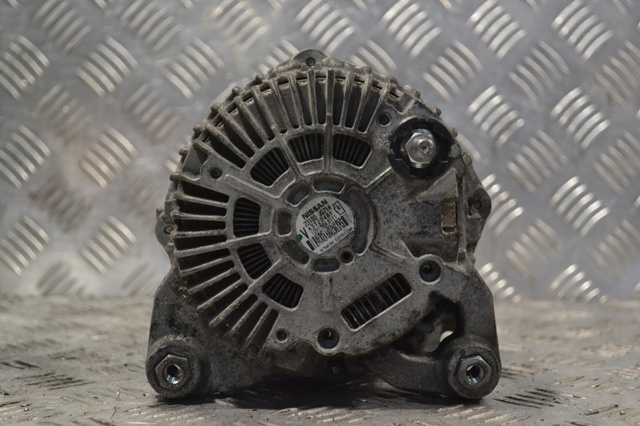 Авто генератор 23100JG71A RENAULT