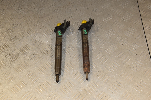Форсунка паливна 2367033050 TOYOTA