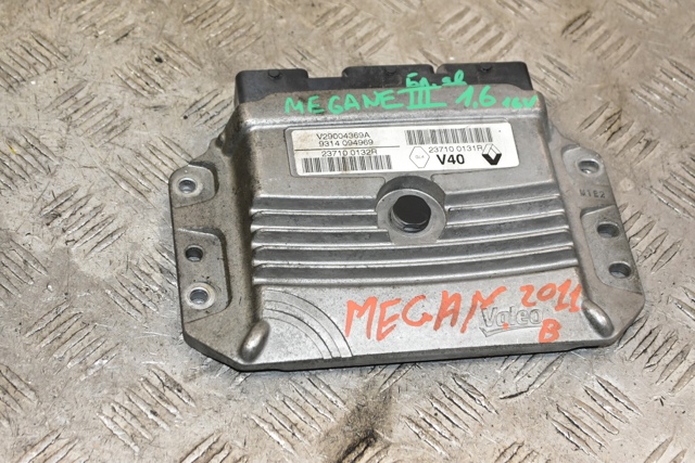 Комп'ютер двигуна 237100132R RENAULT