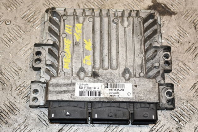 Комп'ютер двигуна 237100348R RENAULT