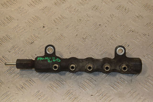 Розподільник палива 238100R010 TOYOTA