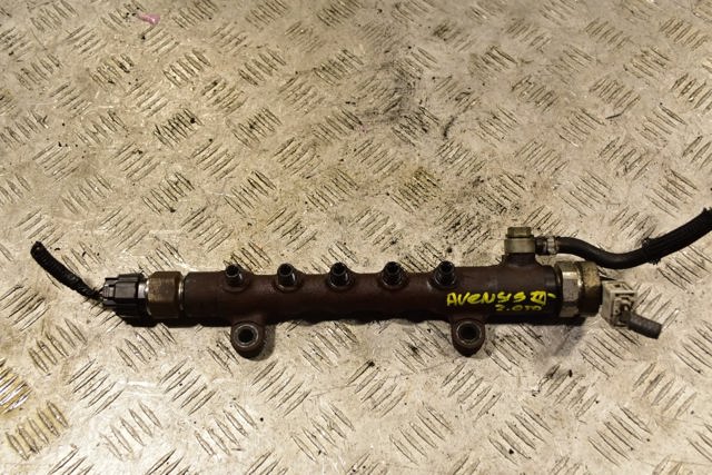 Розподільник палива 238100R041 TOYOTA
