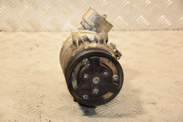 Компресор кондиціонера 24466996 OPEL
