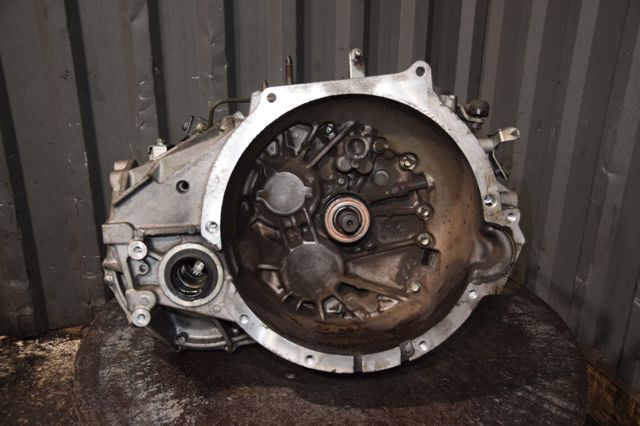 Коробка механіка в зборі 2500A294 MITSUBISHI