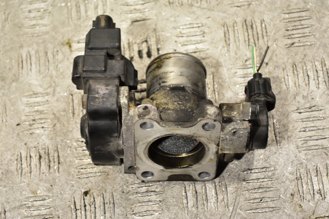 Дросільна заслінка в зборі 261000N010 TOYOTA