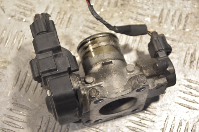 Блок дросельної заслінки 2610033040 TOYOTA