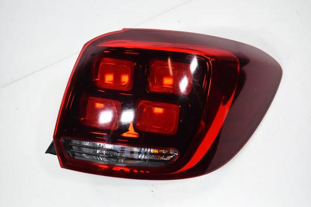Задній правий стоп 265506147R RENAULT