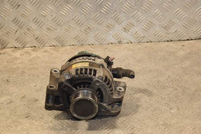 Авто генератор 2706026030 TOYOTA