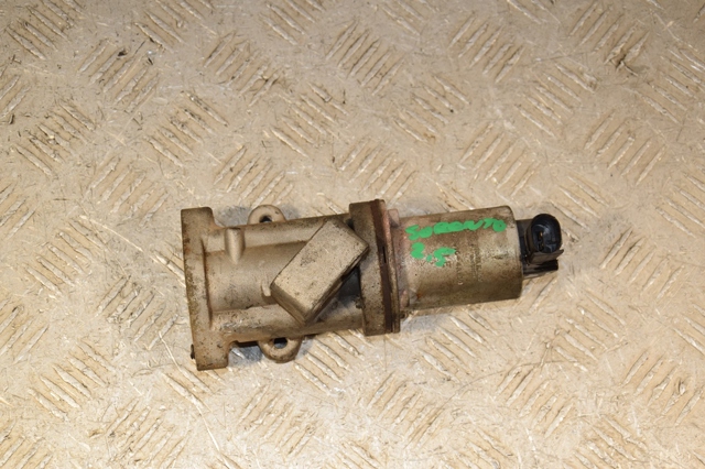Клапан EGR Хендай H-1 STAREX Starex