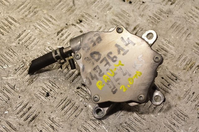 Насос вакуумний 293000W090 TOYOTA