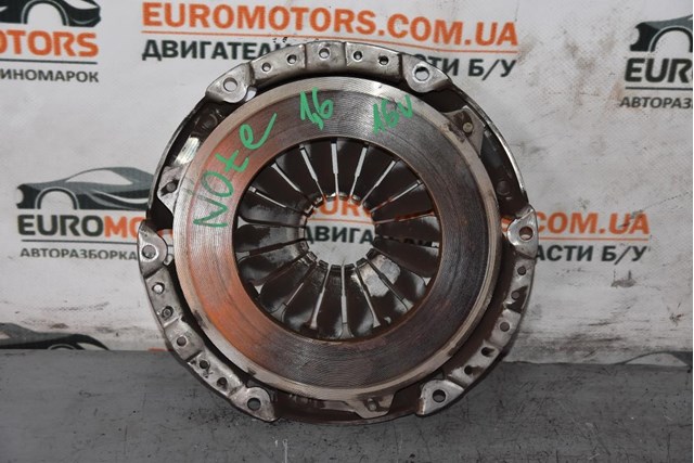 Натискний диск зчеплення 30210ED800 NISSAN