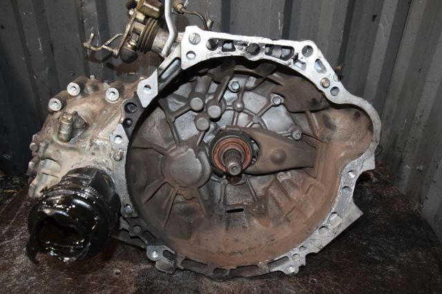 МКП в зборі 303001E110 TOYOTA