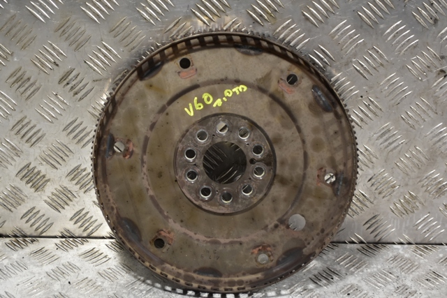 Маховик із зубчастим ободом в зборі 30677196 VOLVO