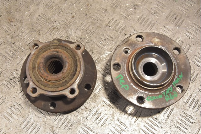 Маточина (передня) 31209813406 BMW