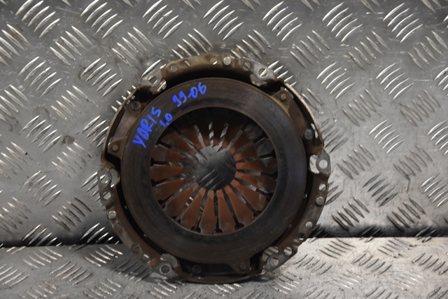 Натискний диск зчеплення 312100D010 TOYOTA