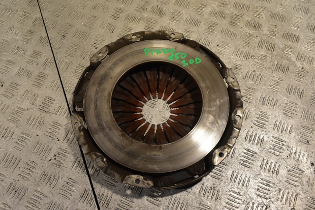 Натискний диск зчеплення 3121060350 TOYOTA