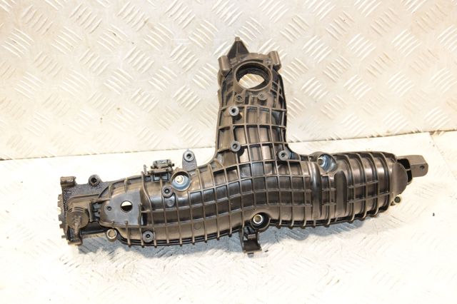 Колектор впускний 31431955 VOLVO