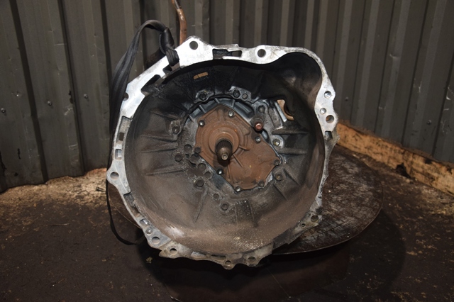Коробка швидкостей механіка 330302F290 TOYOTA