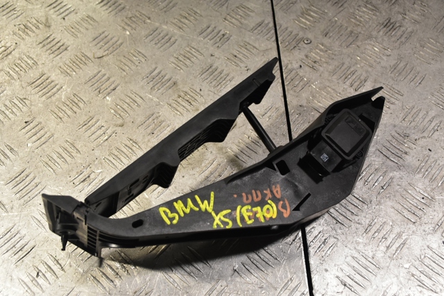 Підаль газу 35426772645 BMW