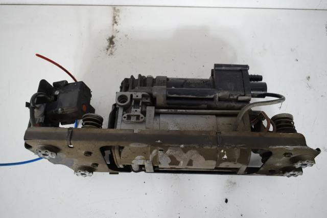 Компресор пневмоподвески 37206789450 BMW