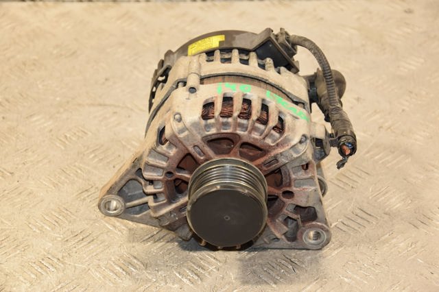 Генератор автомобільний 373002A800 HYUNDAI
