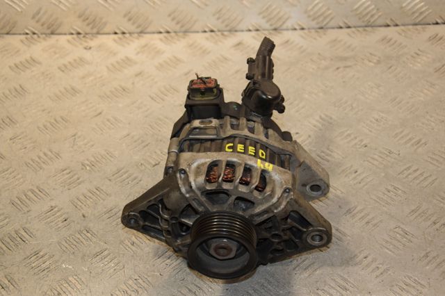 Генератор 373002B101 HYUNDAI