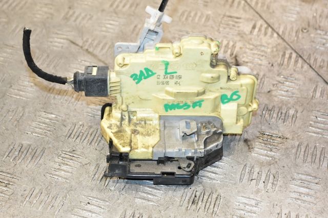 Замок задньої двері, лівої 3C4839015A VAG