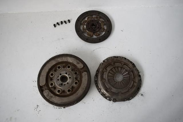 Демпферний маховик 3M516477CF FORD