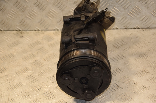 Компресор кондиціонера 3M5H19D629KF FORD