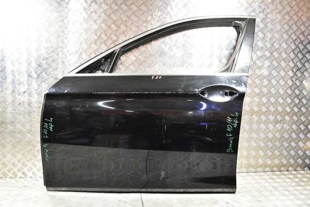 Водійські двері 41007206107 BMW