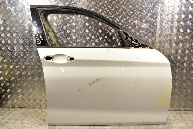 Пасажирські передні двері 41007284512 BMW