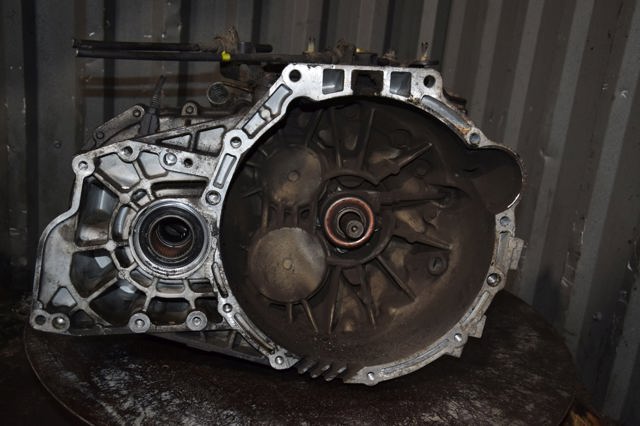 КПП в зборі 4300038070 HYUNDAI