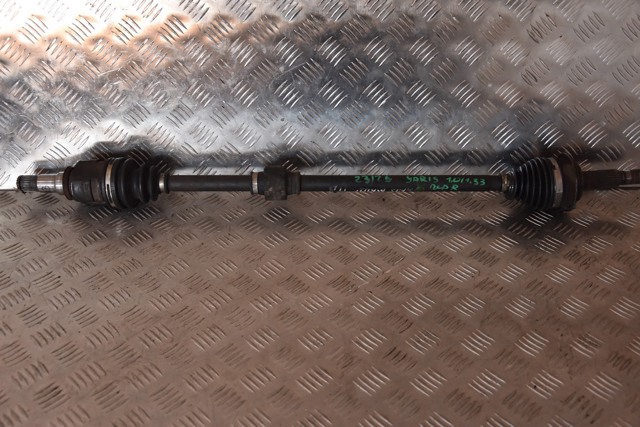 Піввісь передня, права 434100D170 TOYOTA