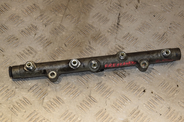 Розподільник палива 445214011 LAND ROVER