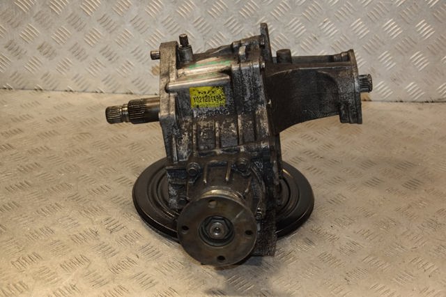 Коробка роздавальна в зборі 4730039000 HYUNDAI