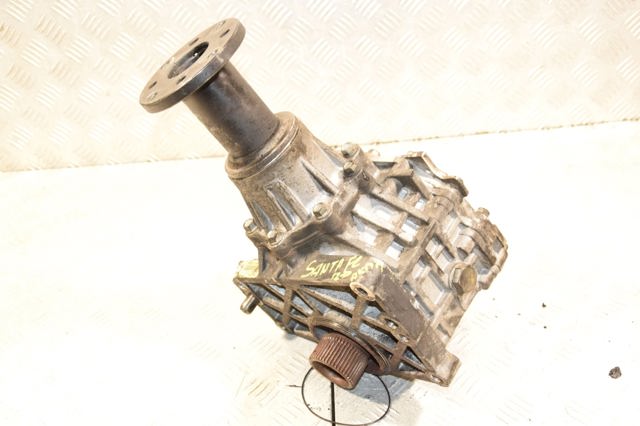 Раздатка (коробка роздавальна) Hyundai Santa Fe 3