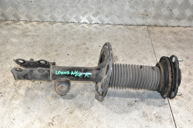 Стійка передня права 4851078050 TOYOTA
