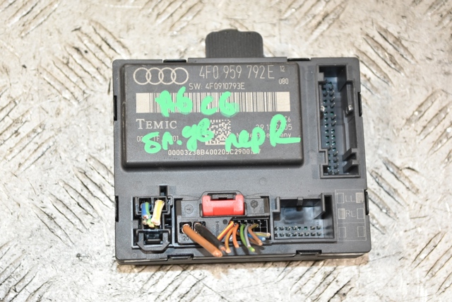 Блок комфорту передніх дверей 4F0959792E VAG